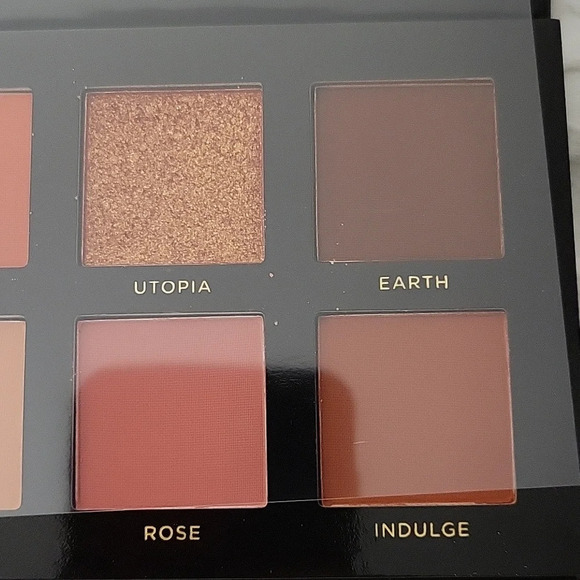 NWT ACE Beautè Serenity Eye Shadow Pallet - Picture 6 of 7